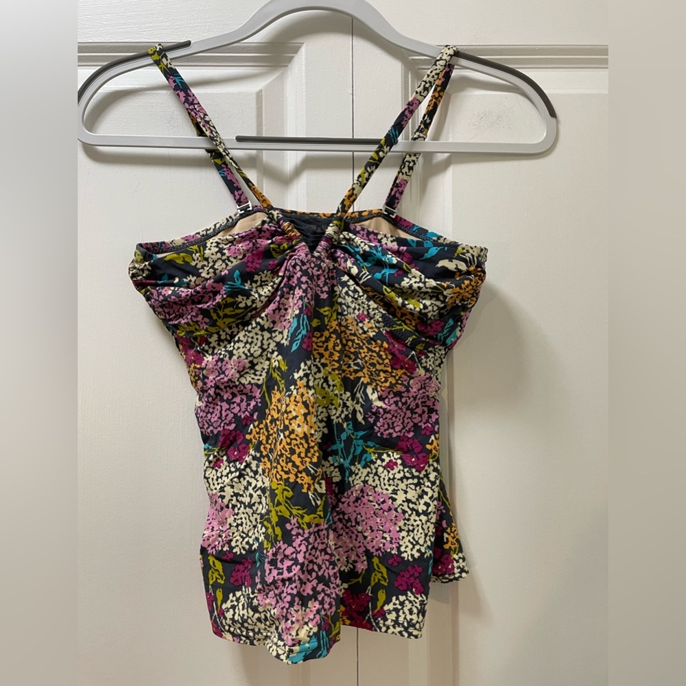 Lands’ End Tankini Top Size 4 With Cute Neck detail Grey Backed Abstract Floral
